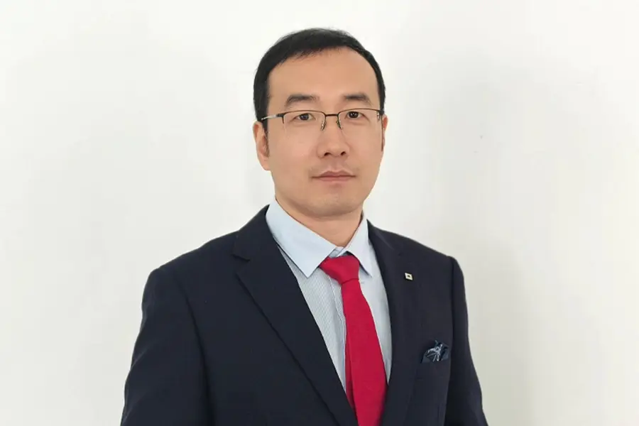 Directeur technique : Bright Qian